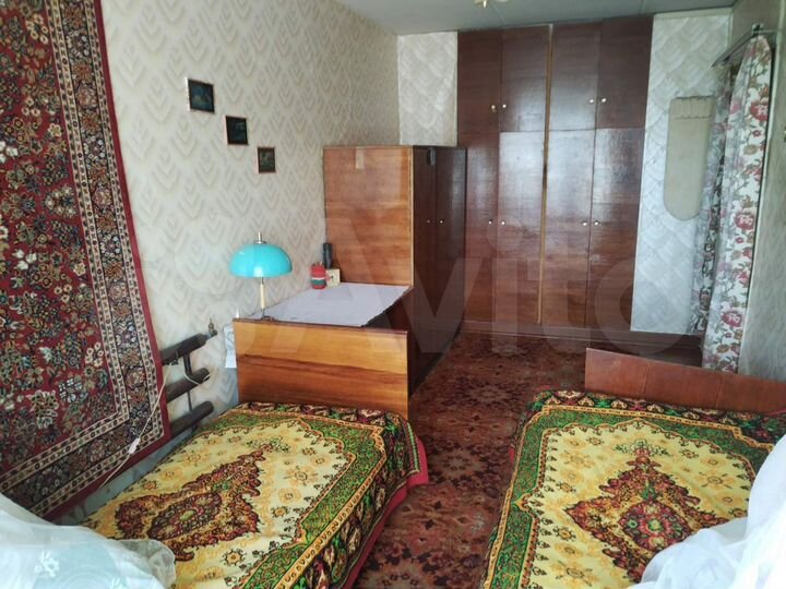 2-к. квартира, 52 м², 3/3 эт.