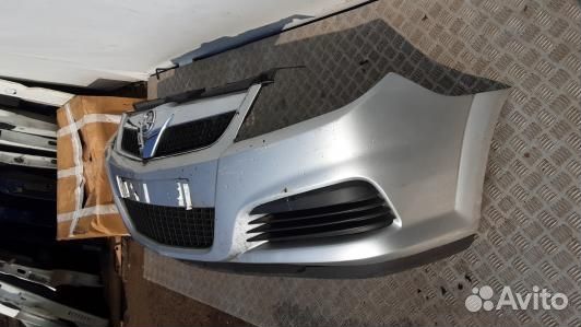 Бампер передний opel vectra C (LEA10G501)