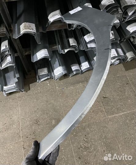 Арка левая Toyota Altezza, Lexus IS 1998-2005 seda