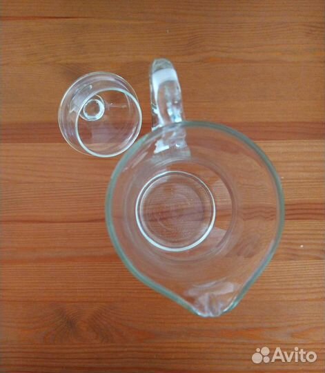 Кувшин стеклянный