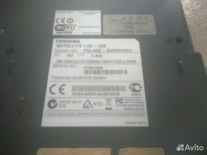 Ноутбук toshiba Satellite L40-139