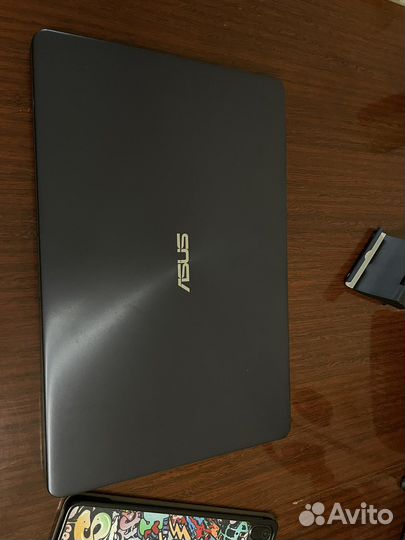 Ноутбук asus 17