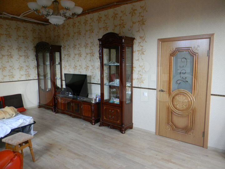 Комната 25 м², 1/2 эт.