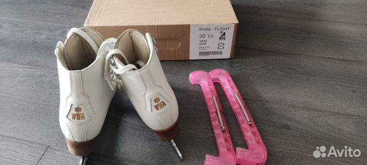 Коньки фигурные wifa