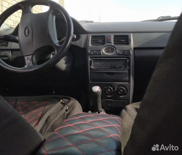 LADA Priora 1.6 МТ, 2012, битый, 10 000 км