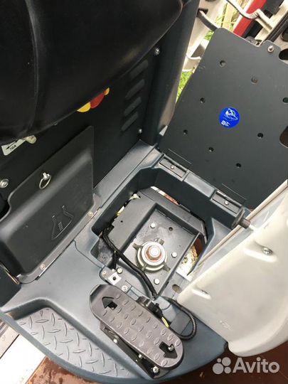 Поломоечная машина Nilfisk br755