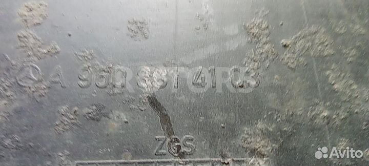 Подкрылок передний левый Mercedes-Benz Actros