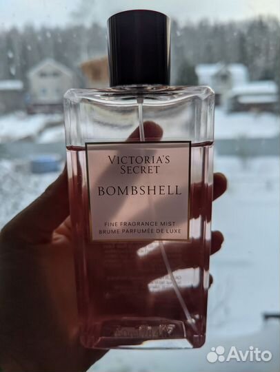 Victoria secret bombshell