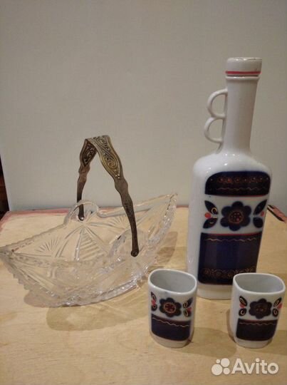 Ваза,салатник,рог-хрусталь,штоф, Мальва