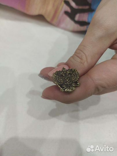 Значок герб России