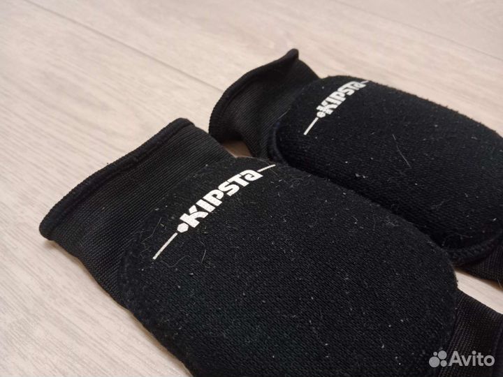 Волейбольные наколенники