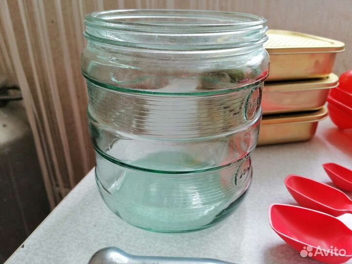 Кухонная посуда утварь принадлежности