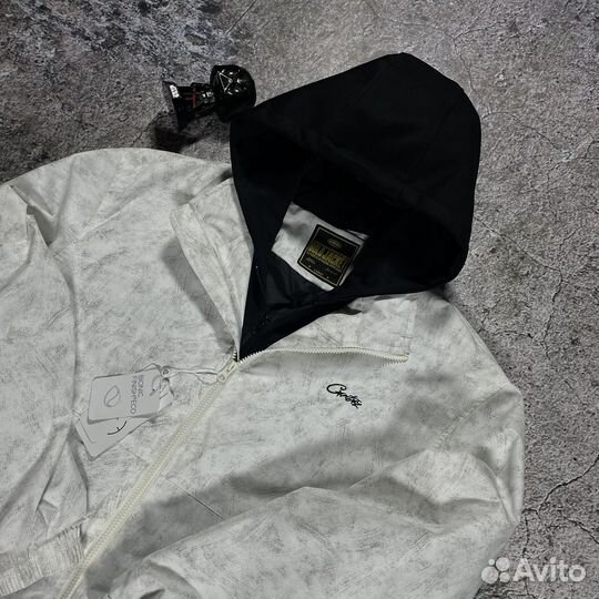 Весенняя ветровка Corteiz