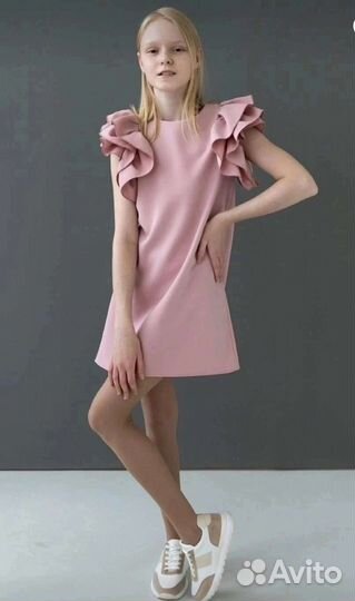 Платья для девочки новые
