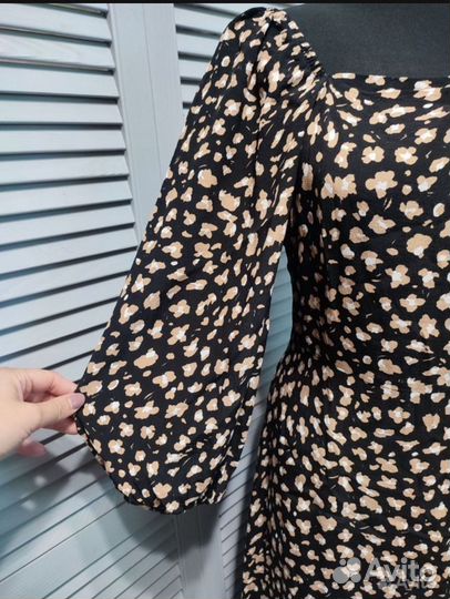 Платье Oliver Bonas