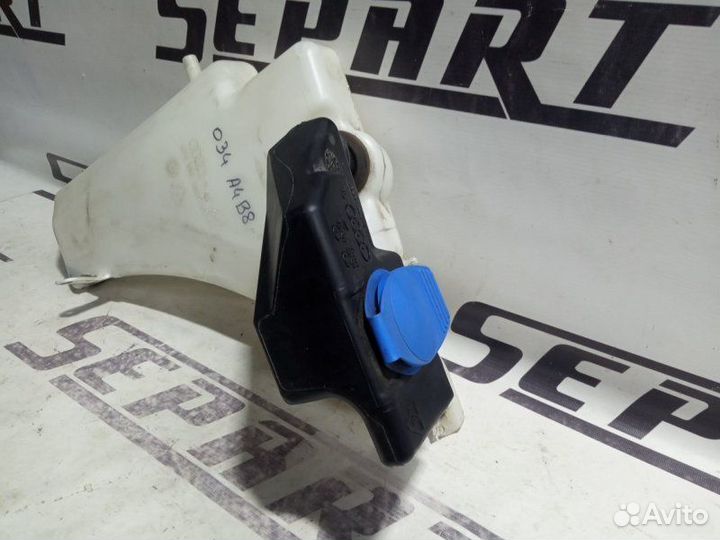 Бачок омывателя Audi A4 B8