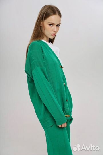 Женский костюм City зеленый