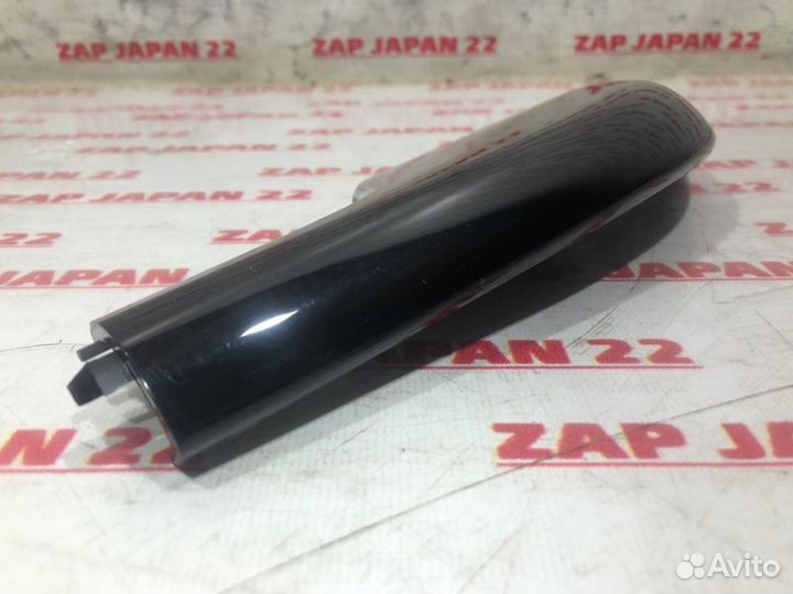 Крышка рейлинга задняя правая Toyota Land Cruiser