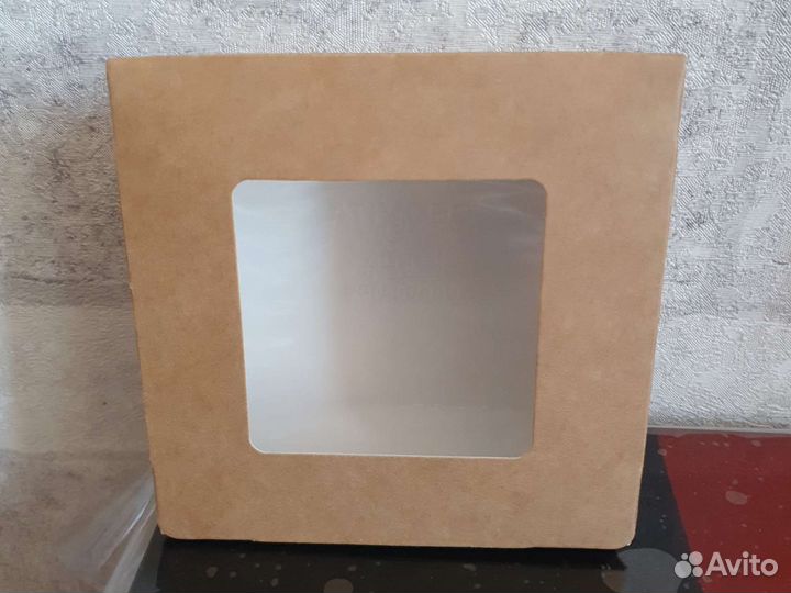 Коробка крафт с окном