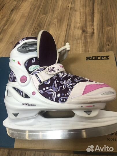 Коньки ледовые