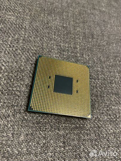 Процессор Ryzen 3 2200g + кулер для процессора
