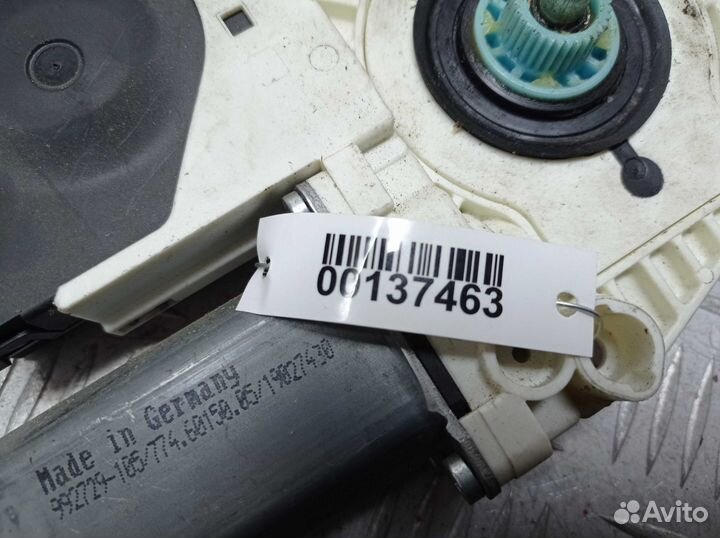 Моторчик стеклоподъемника Volkswagen Passat B6 1K0