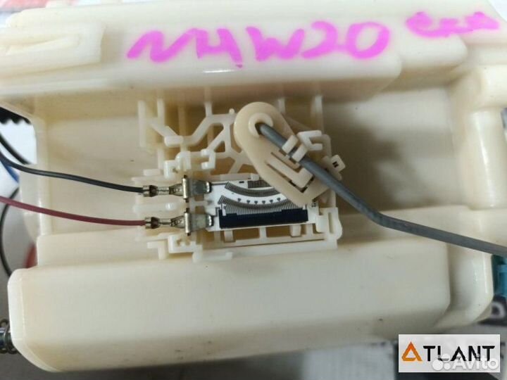 Бензонасос toyota prius