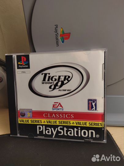 Tiger Woods 99' лицензия PS1