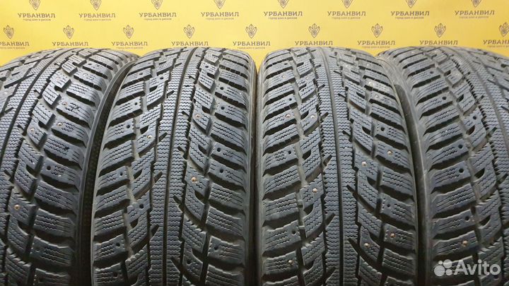 Kumho I'Zen RV Stud KC16 225/60 R17