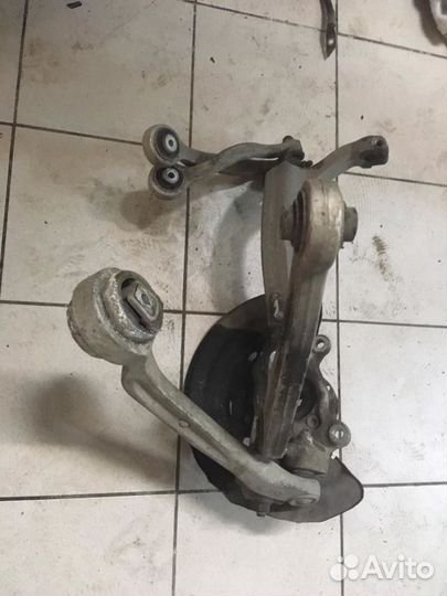 Кулак поворотный в сборе Audi A8 2003-2009