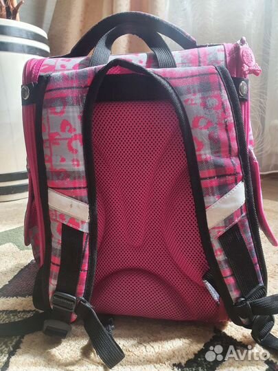 Школьный рюкзак для девочки