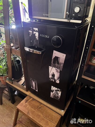 Барный холодильник ретро