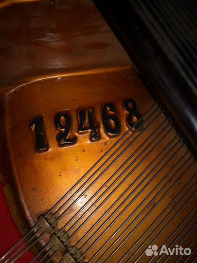 Рояль кабинетный