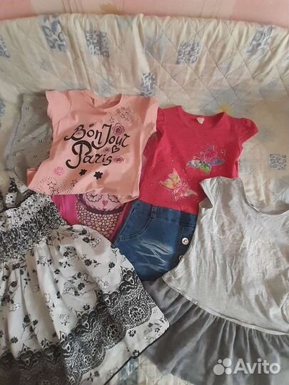 Одежда для девочки пакетом 4-6 лет