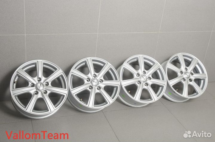 Лот M12452 Фирменные 16-е диски dunlop PRD