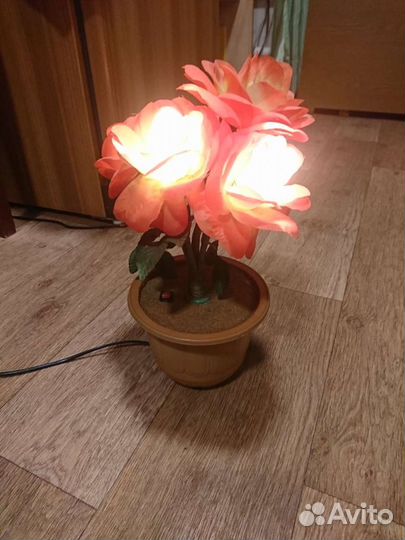Цветок светильник