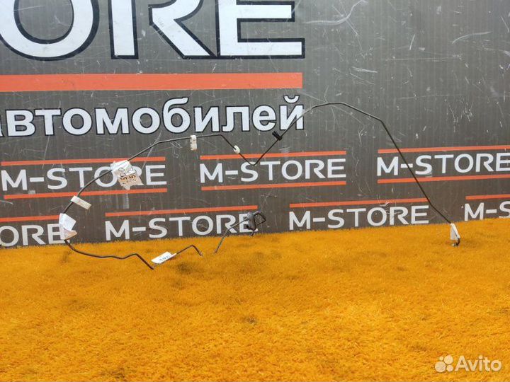 Трубка тормозная передняя правая Mercedes-Benz