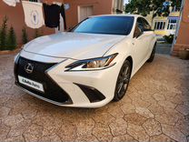 Lexus ES 3.5 AT, 2021, 114 000 км, с пробегом, цена 4 100 000 руб.