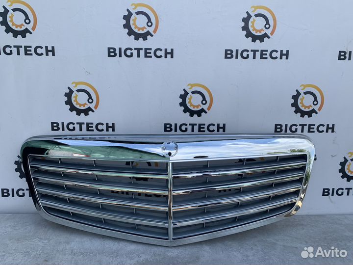 Решетка радиатора Mercedes W212 A2128800283