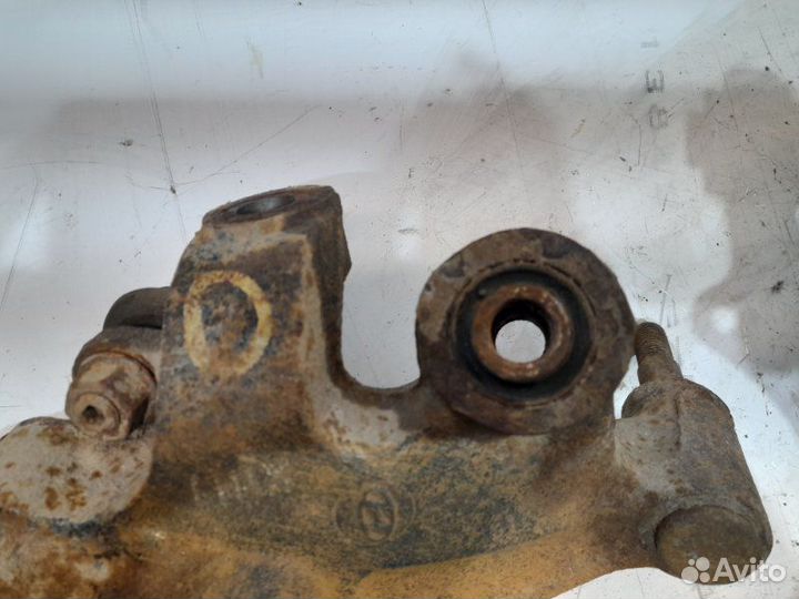 Кулак задний цапфа задний правый Kia Sorento XM