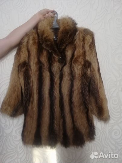 Шуба енотовая