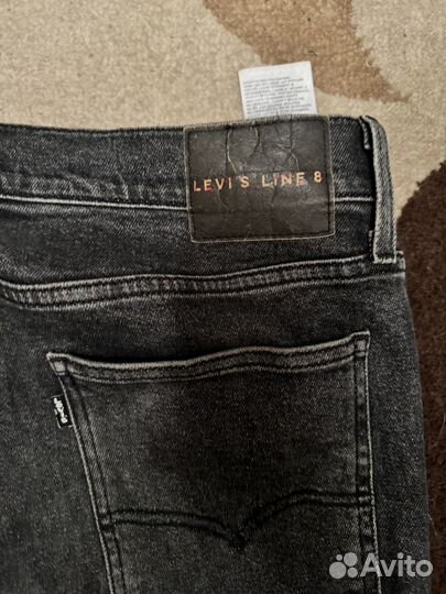 Джинсы levis