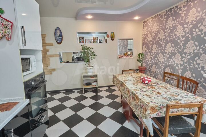 Дом 96 м² на участке 5 сот.