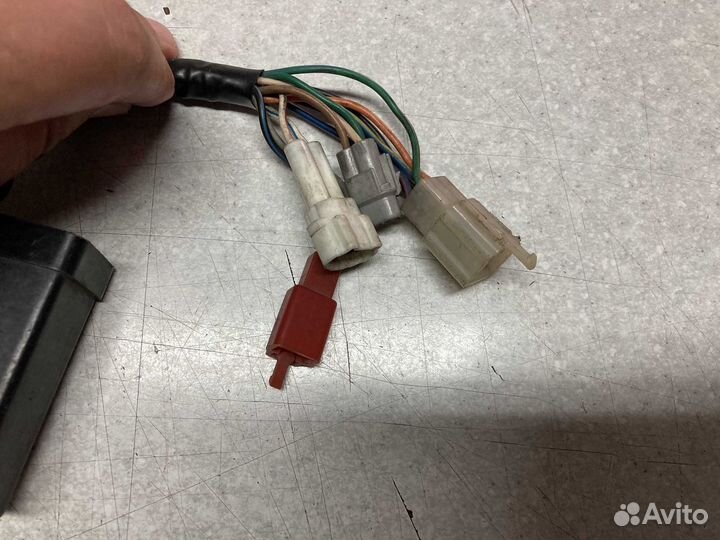 Коммутатор Yamaha Majesty 125, Vino 125 Б/У