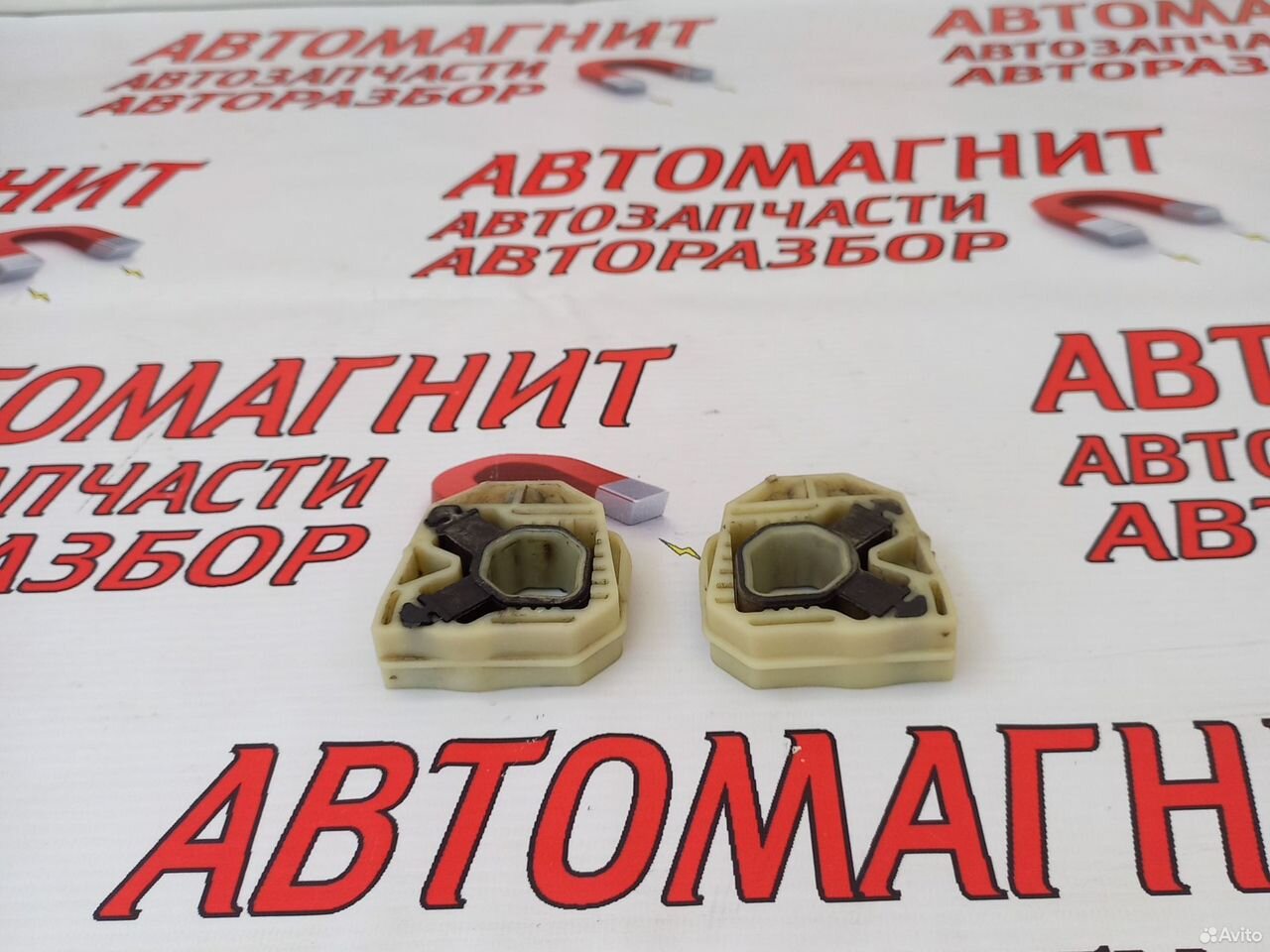 Кронштейн радиатора охлаждения Фольксваген Поло 6