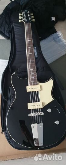 Электрогитара Yamaha RSS02T