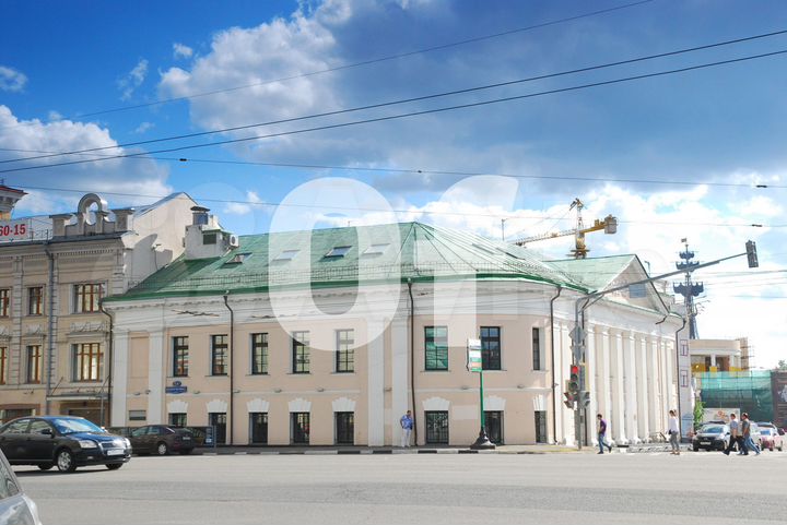 Продам здание, 2555 м²