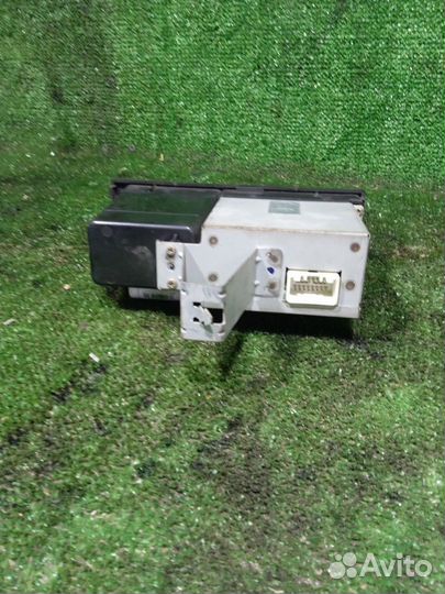 Блок управления бортовой сети Mazda 626