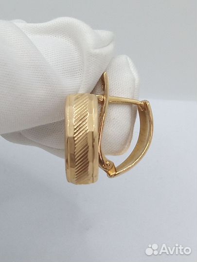 Золотые серьги (20270)