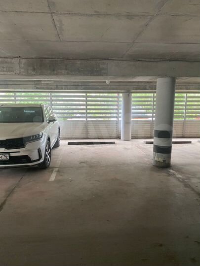 Машиноместо, 16 м²